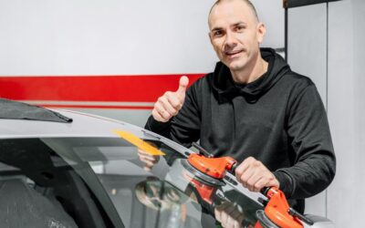 How are Oridnary and Auto Glass Different? 